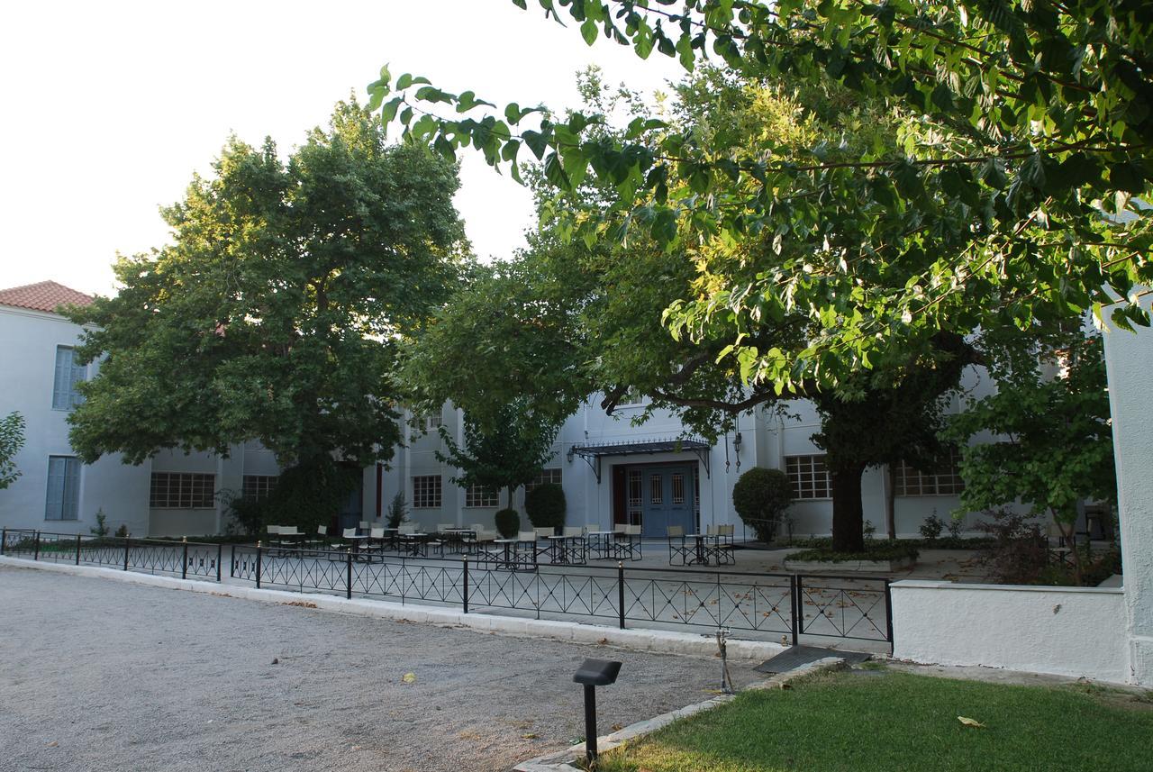Hotel Oiti Loutra Ipatis Exterior photo
